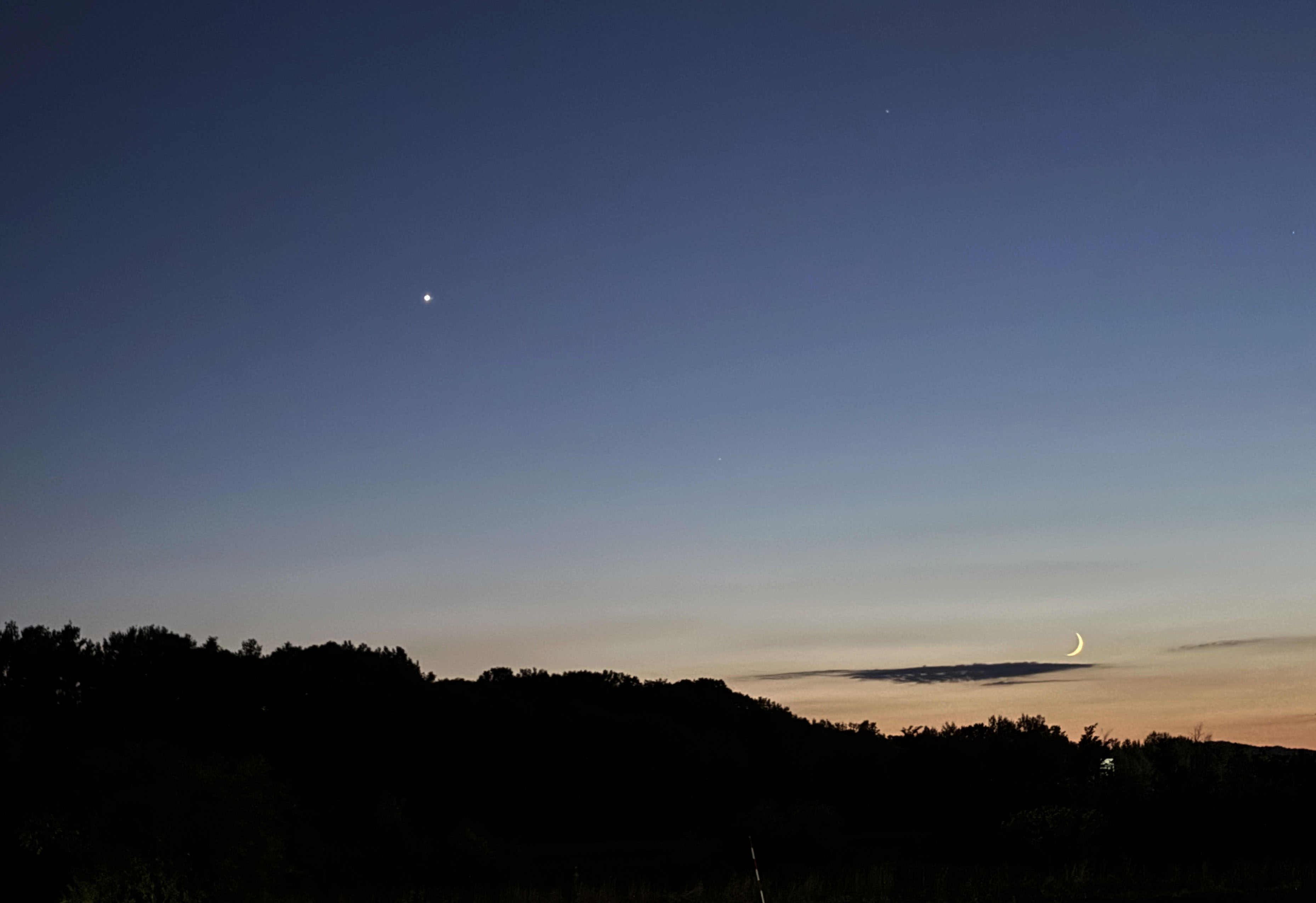 金星と三日月（ひじり野にて、7月16日）