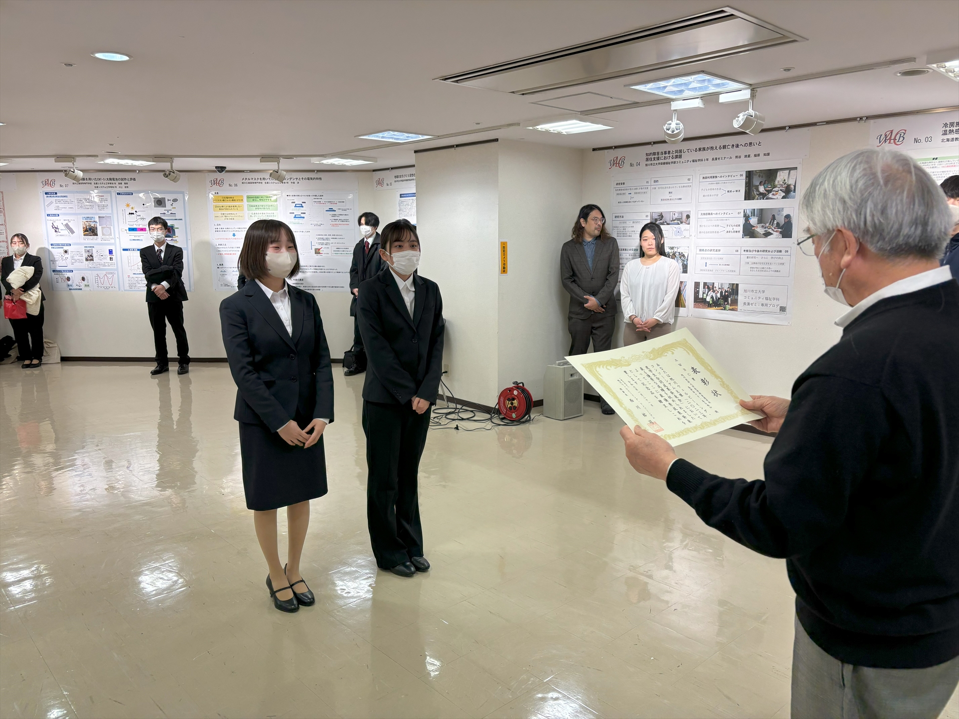 島津奈々子さん、髙石桃加さん